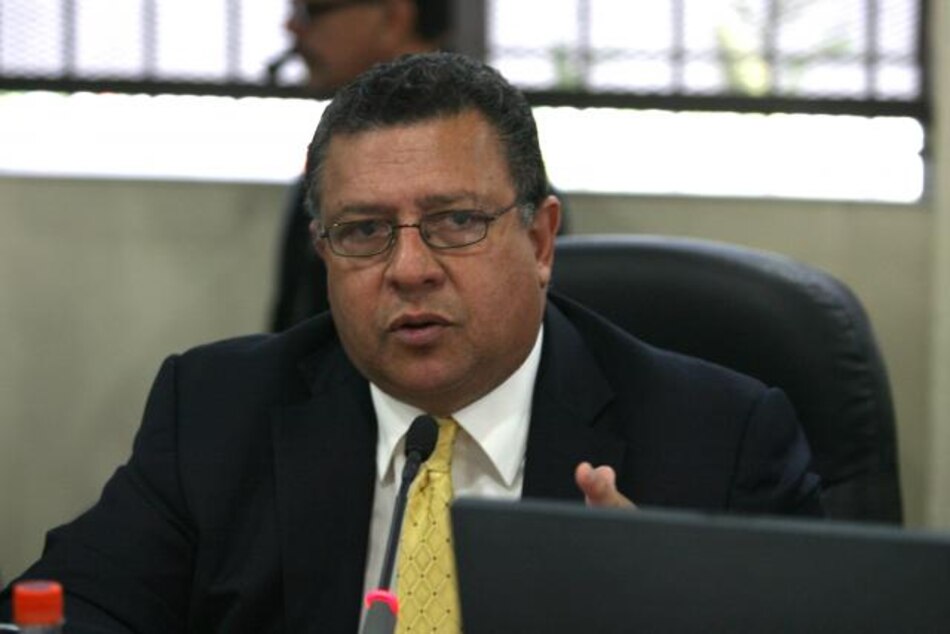 Vergara mediará con directivos de la CSS para evitar paro médico