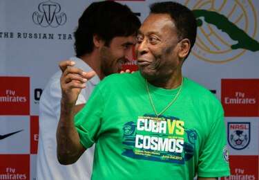 Pelé: Es nuestra responsabilidad proteger el fútbol