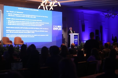 Se acentuó la pérdida del empleo en el sector privado y aumentó la cantidad de funcionarios públicos