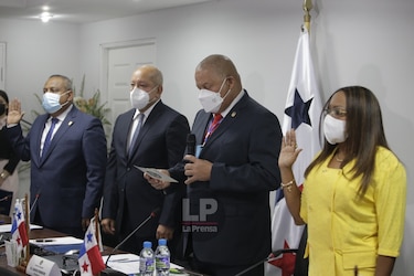 Robinson promete una gestión ‘más transparente’ luego de la instalación de la Comisión de Presupuesto