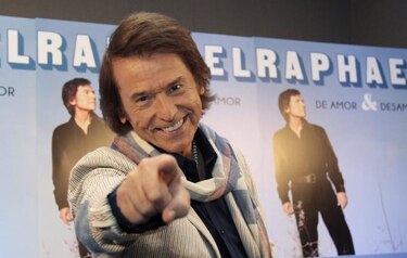 Raphael retoca sus canciones para nueva generación