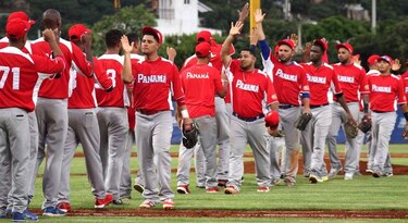 Panamá se estrena con fácil victoria en béisbol de los Bolivarianos