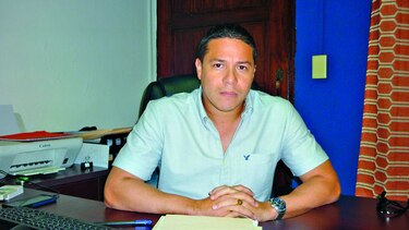 Polémico nombramiento de tesorero en Santiago