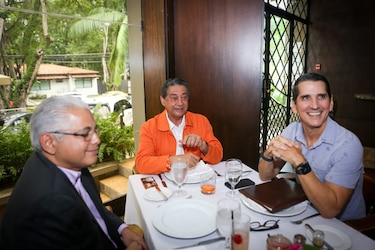 Blandón dice que seguirá conversando con Torrijos