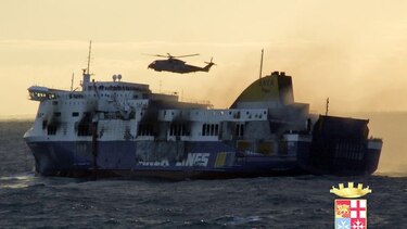 Recuperan cuatro cadáveres del 'Norman Atlantic', según ministro griego del Mar