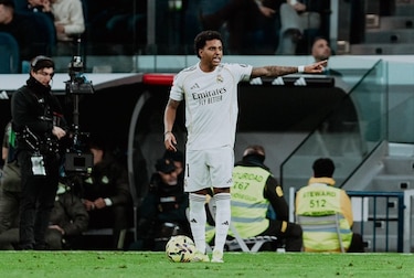 Rodrygo sufre una tendinosis en el isquiotibial y estará unos 10 días de baja