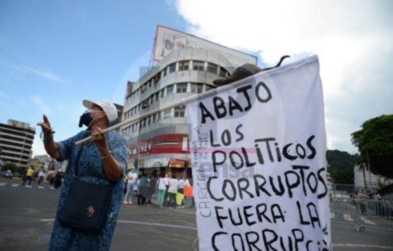 Contundente clamor ciudadano por Panamá