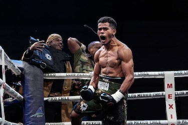 José Núñez noquea a Erislandy Álvarez y conquista el título Continental AMB en Chile