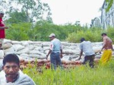Pérdidas millonarias por inundaciones