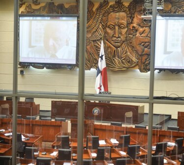 Diputados piden a los presidentes de comisiones discutir sus iniciativas