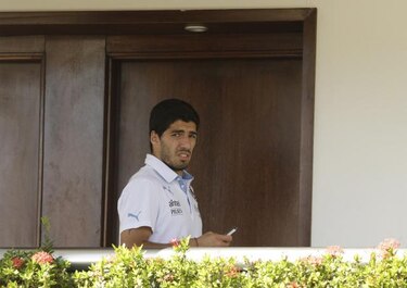Expectativa por decisión de FIFA en caso de Luis Suárez