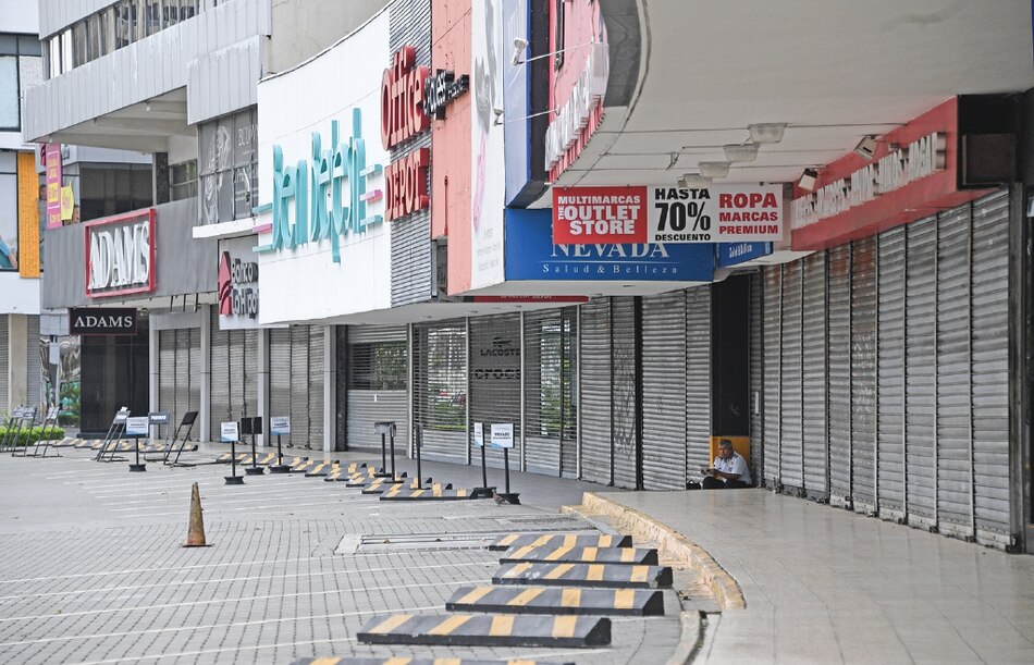 Bancos hacen ajustes para frenar los efectos de la Covid-19