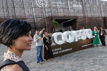 La COP30 empieza en Brasil con muchos deberes y la misión de frenar la ola de negacionismo