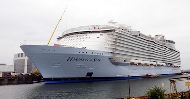Accidente fatal en el crucero más grande del mundo, el Harmony of The Seas: un muerto y cuatro heridos graves al caer bote salvavidas