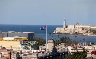 La misión que terminó con 10 panameños detenidos en Cuba: ¿por qué pintan grafitis en el corazón del régimen?