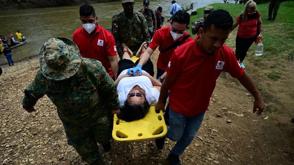 Los cientos de cuerpos recuperados en el Darién que las autoridades de Panamá tratan de identificar: ‘se veían muchos muertos en la selva’