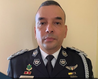 Destituyen del cargo al director de la Policía Nacional, Gabriel Medina