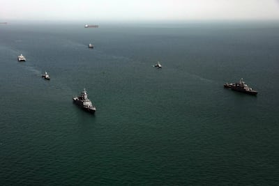 Irán y Rusia celebran maniobras navales en el mar de Omán en medio de tensiones con Estados Unidos