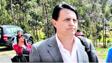Periodista anuncia colecta para pagar multa