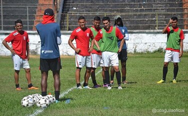 Julio Dely Valdés regresa y no tiene apuro para dirigir