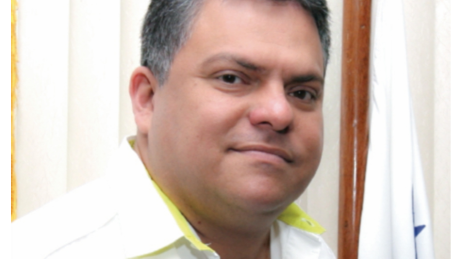 Carlos Pérez Herrera no logra evitar el caso juntas comunales