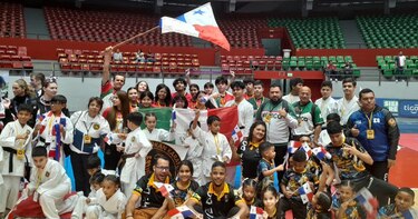 Karatecas de América se reúnen en Panamá para torneo internacional