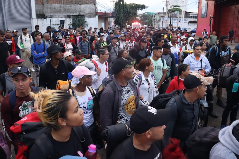 Cientos de migrantes salen en caravana del sur de México; conozca hacia dónde se dirigen