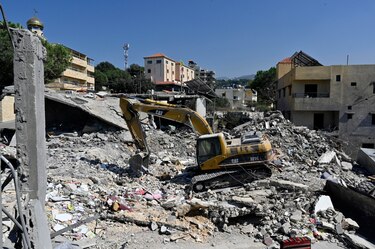 Hezbolá lanza decenas de proyectiles contra Israel tras los últimos bombardeos contra Líbano