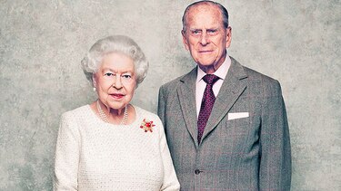 Isabel II y el príncipe Felipe, bodas de platino