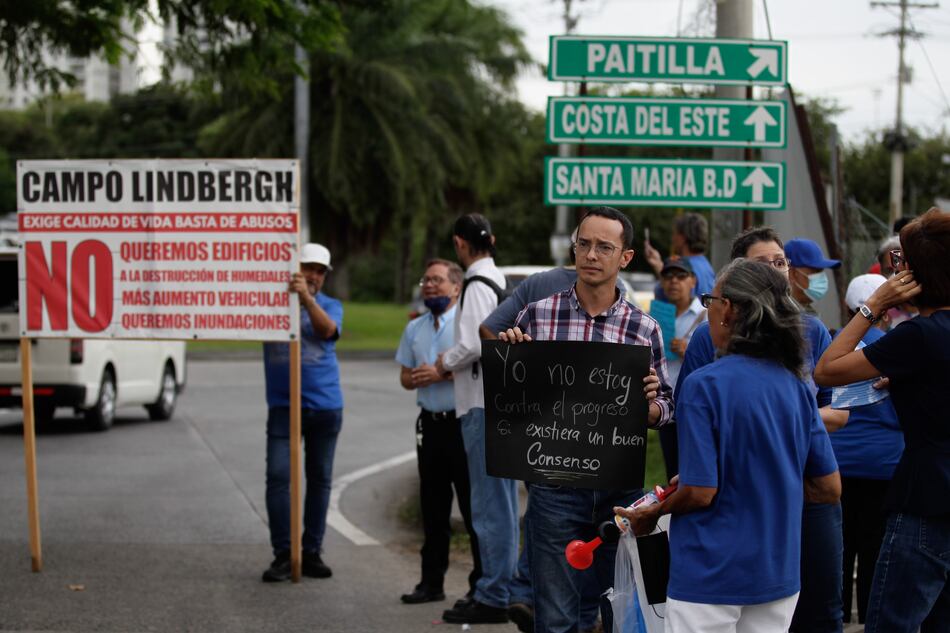 Residentes de Juan Díaz protestan en defensa de humedal