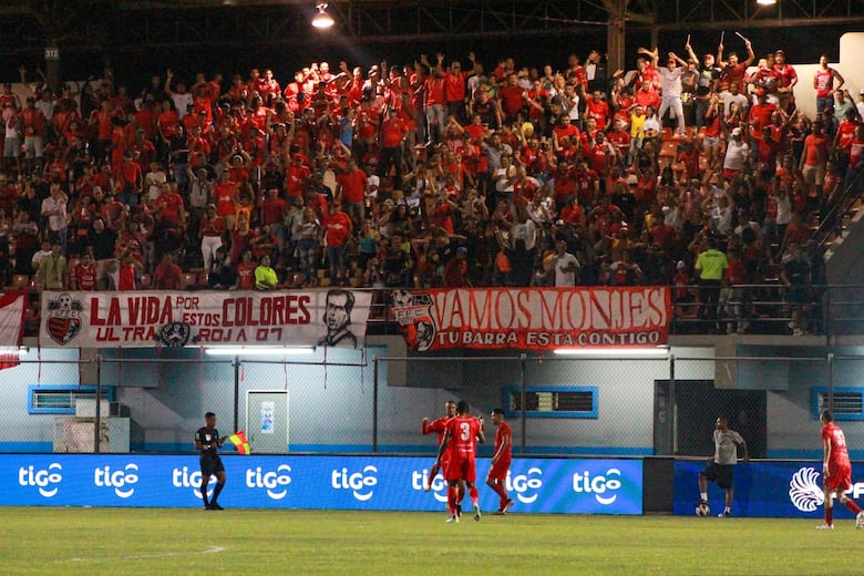 Muquita Sánchez y Los Milagros le dirán adiós a sus viejas y abusadas gramas sintéticas