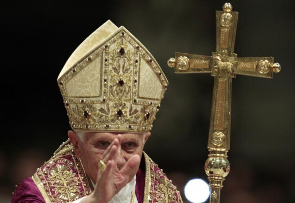 Por tercera vez Benedicto XVI celebra la Misa del Gallo antes de medianoche