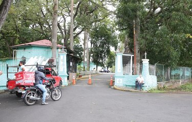 Denuncian maltratos y discriminación en el Instituto Nacional de Salud Mental