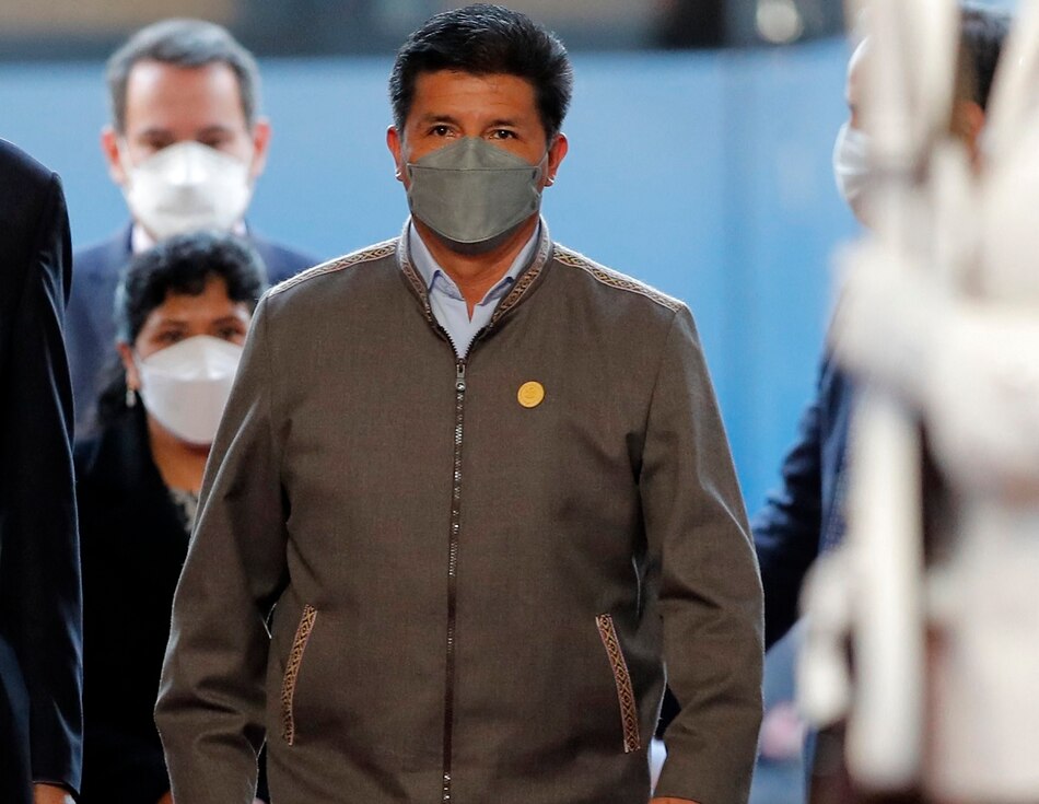 Defensa de presidente Castillo pide a la Fiscalía de Perú que lo interrogue en el Palacio de Gobierno