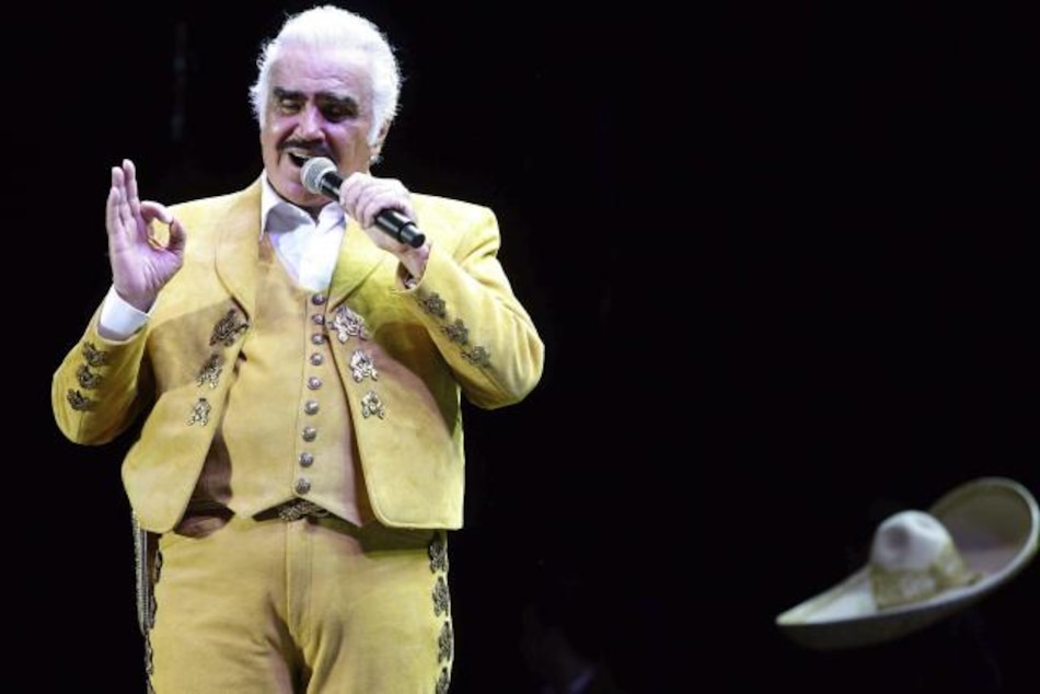 España investiga lavado de dinero en gira de Vicente Fernández