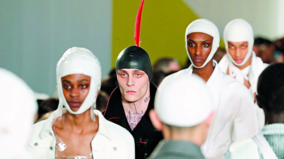 Varonil informal triunfa en París