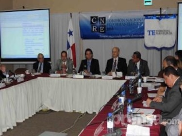 La ciudadanía exige un tope en donaciones privadas: Troncoso