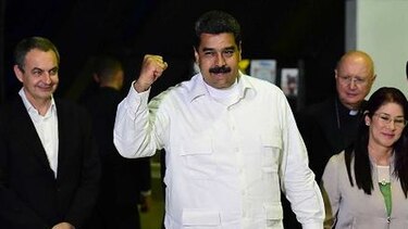 Maduro espera que Parlamento desista de enjuiciarlo tras inicio del diálogo