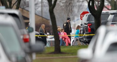Tiradora de Wisconsin mantuvo contacto con joven de California que planeaba otro ataque