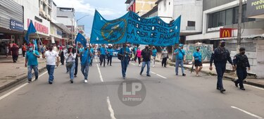 Docentes decretarán paro indefinido de labores; aducen que autoridades no presentan propuestas