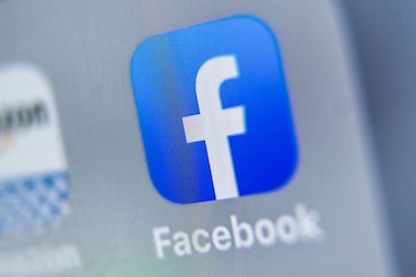 Facebook prohíbe los videos ultrafalsos 