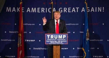Republicanos y demócratas condenan rechazo de Trump a musulmanes