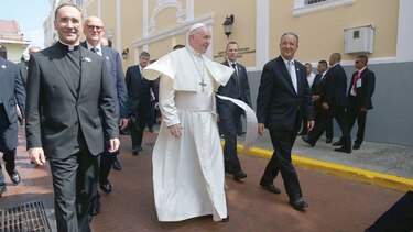 Un papa franco y contra los corruptos