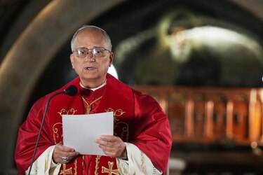 El papa pide en Líbano que los migrantes que huyen de las guerras nunca sean rechazados