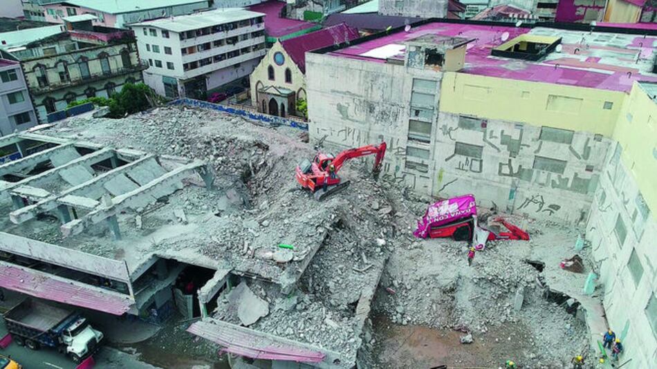 Demolición del Edem lleva 75% de avance