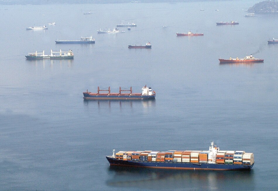 Mayor tráfico impacta la navegación en el Pacífico