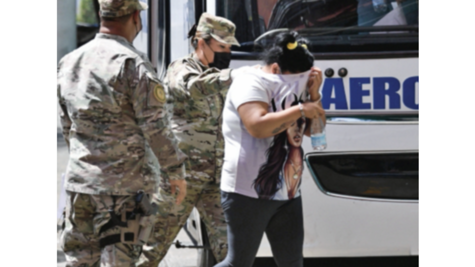 Red de narcos infiltró seguridad de puerto para introducir droga en contenedores