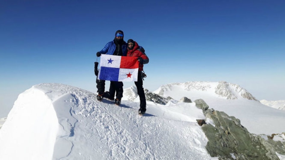 Panameños Ignacio Lasa y Mike Morales conquistan otra cima del mundo