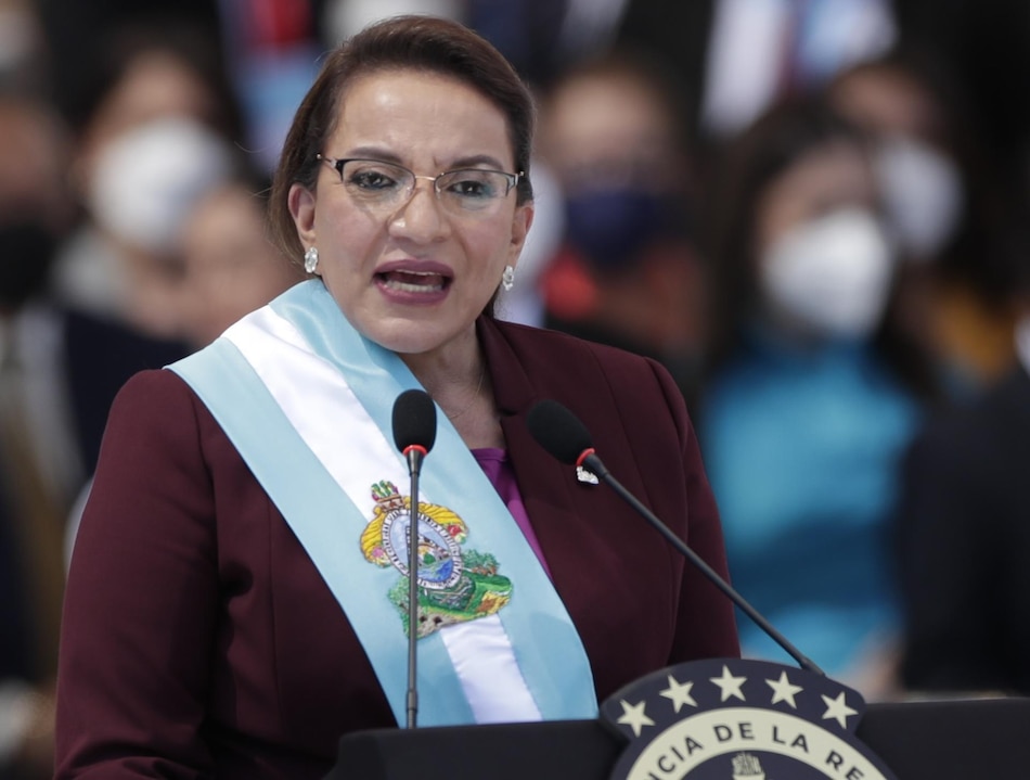 Presidenta de Honduras propone un acuerdo de paz entre la OTAN, Rusia y Ucrania