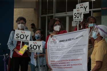Pacientes de artritis reumatoide tres veces han solicitado a la CSS la compra de rituximab